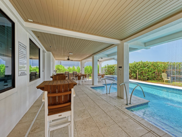 Anna Maria Island Beachfront Condo Rental - Luxury 4-Bedroom Gulf-View Vacation Condo with Pool and Spa